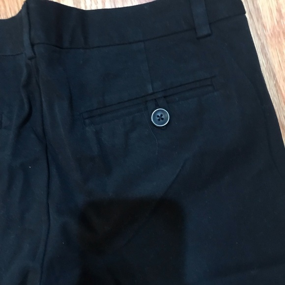 ▪️OLD NAVY Black Walking Shorts - Picture 8 of 10